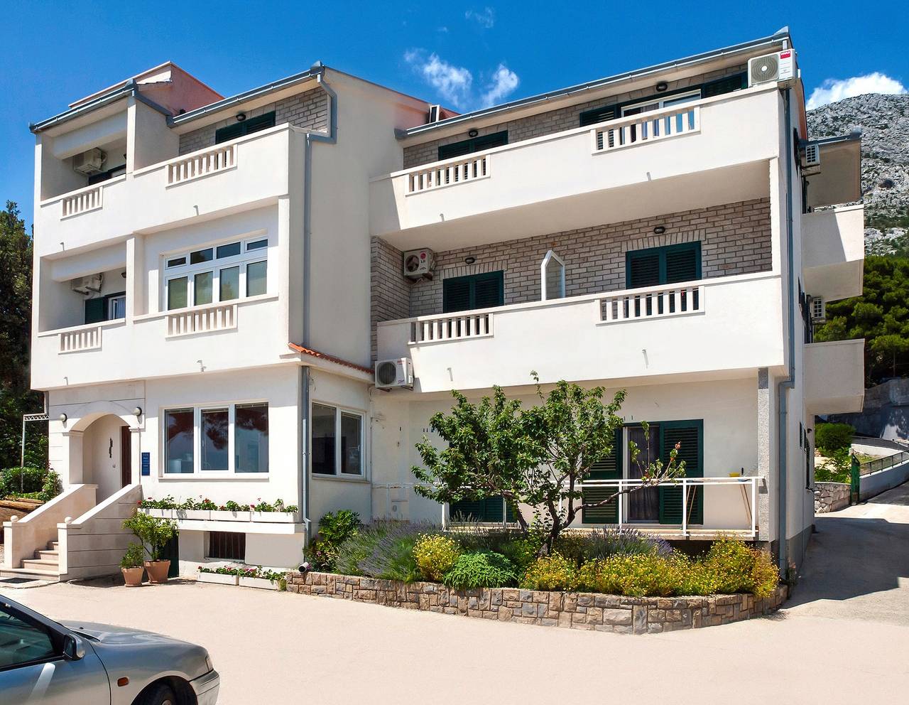 Ganze Wohnung, Studio Appartement am Strand Medici, Omis As-1047-c in Mimice, Omis-Riviera