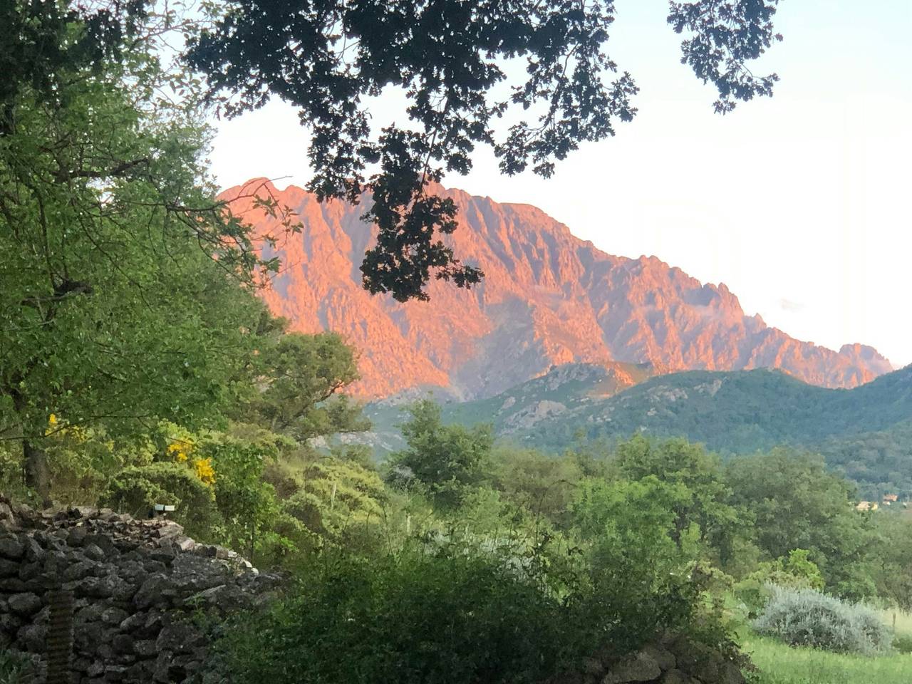Eine restaurierte alte Mühle zwischen Meer und Bergen in Muro (Korsika), Calvi und Umgebung
