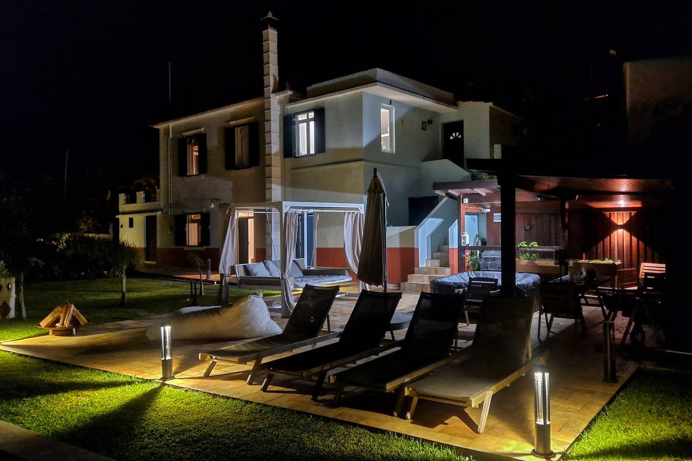 Villa Santa Madalena, a Home in Madeira in Arco da Calheta, Madeira