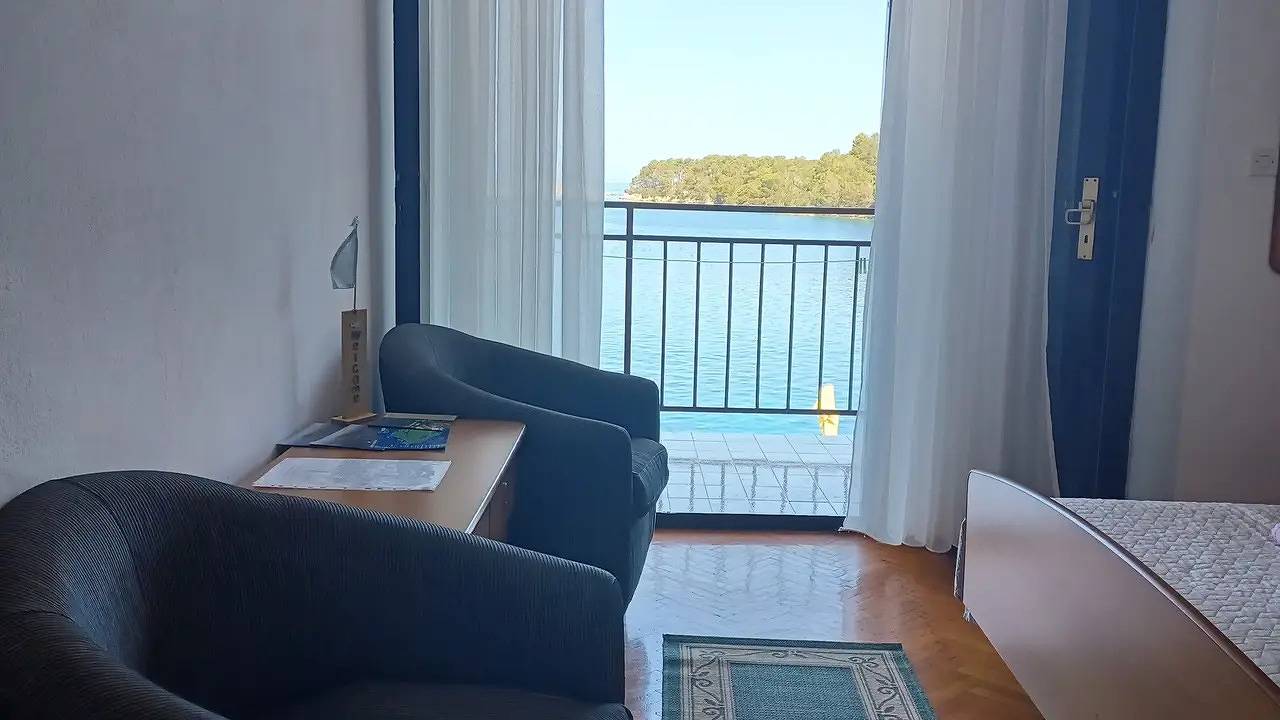 Zimmer für 2 Personen (15 m²) in Pomena in Pomena, Mljet