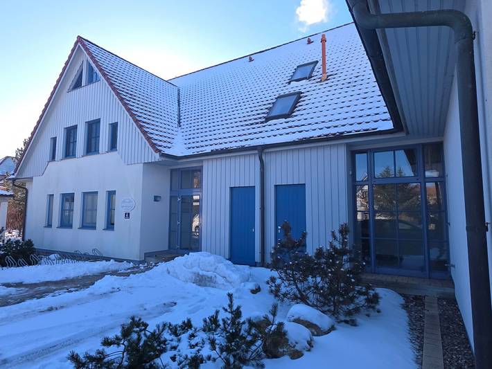 Ganze Ferienwohnung, Oewern Diek 23 in Wustrow, Fischland