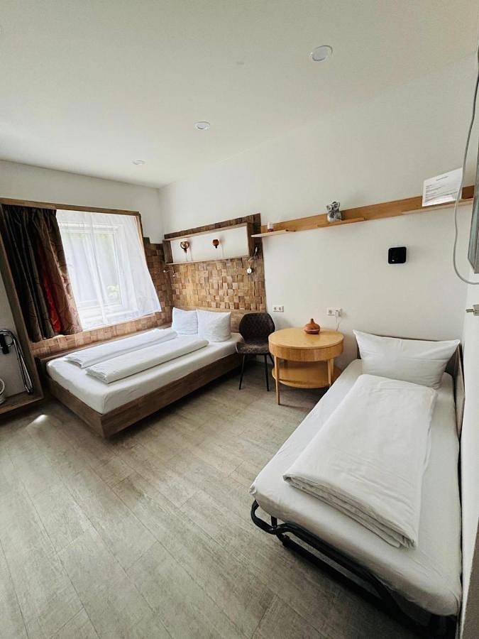 Ferienwohnung für 2 Personen, mit Ausblick in Metzingen - 2