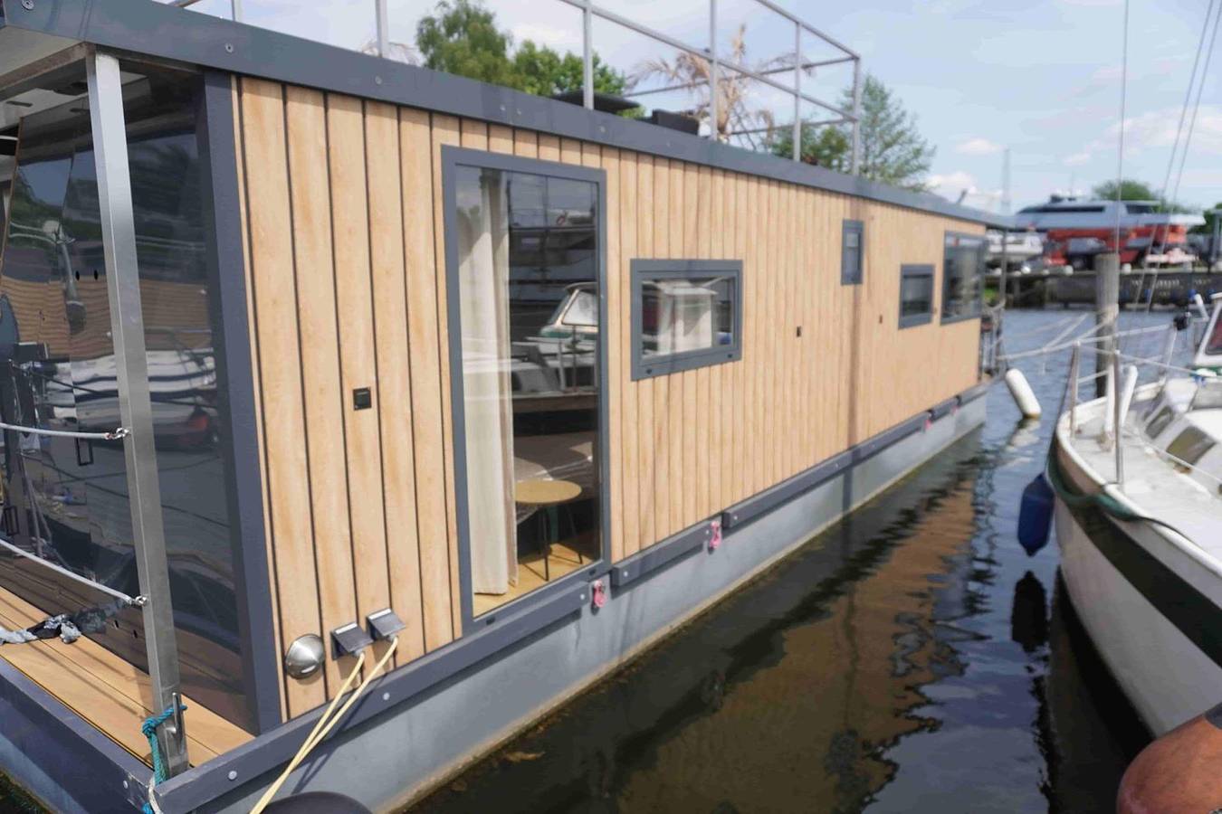Hausboot Urlaub an der Trave  auf dem Hausboot "Traumfänger 1 " in Lübeck (Stadt), Lübeck
