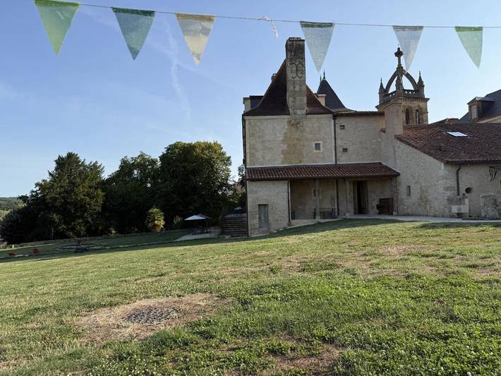 Location de vacances pour 12 personnes, avec jardin et terrasse à Excideuil - 4