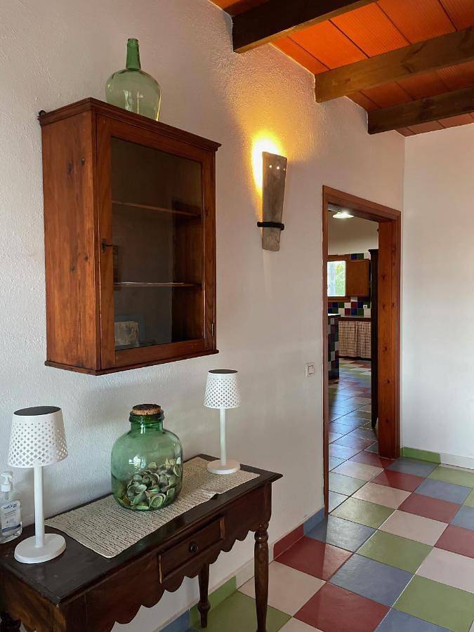 Casa de vacaciones para 11 personas, con vistas además de piscina y jardín, Se admiten mascotas en Delta del Ebro - 4