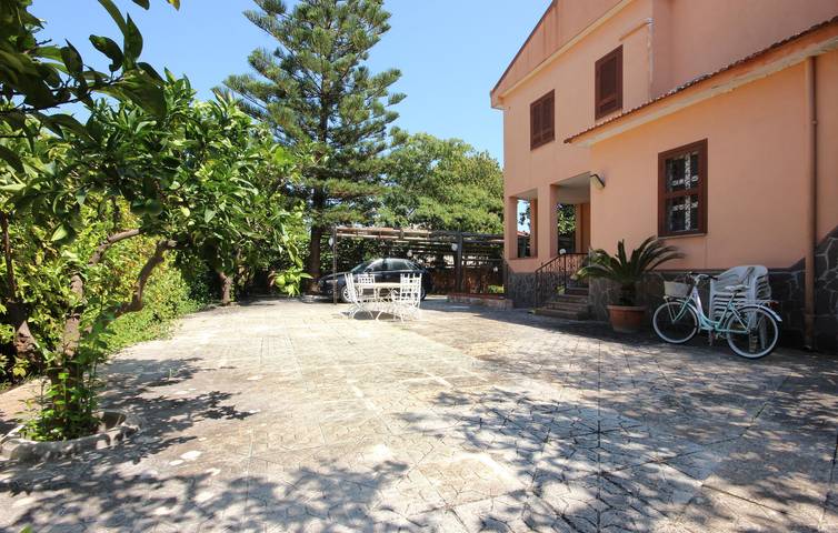 Casa vacanza per 10 persone, con Giardino a Capaccio