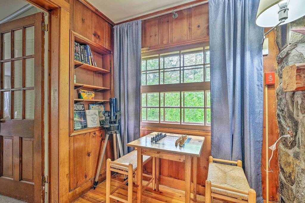 Neu! Charming Wilmington Cabin, 8 Mi. zum Mt Schnee! in Wilmington (VT), Mount Snow