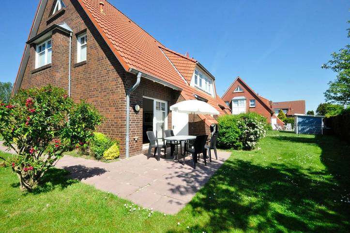 Ferienhaus für 4 Personen, mit Terrasse und Garten in Carolinensiel