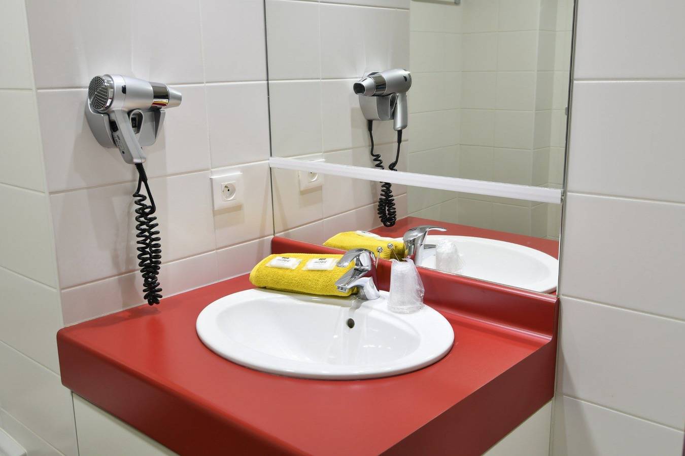 Entire studio, Appart-Hôtel Bordeaux Bassins À Flot in Bordeaux, Bordeaux region