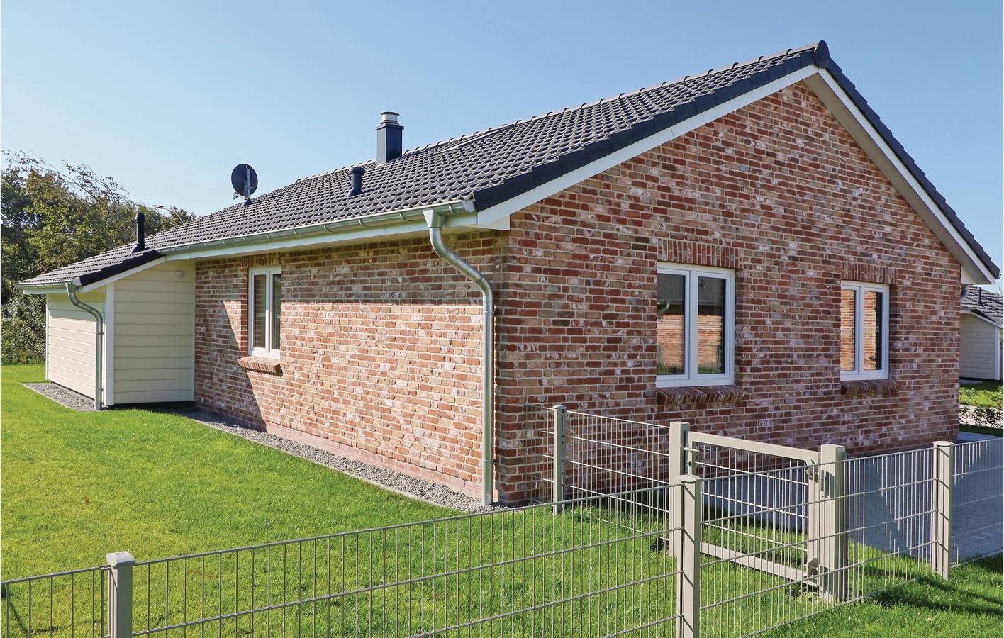 Charmantes 2BR Apartment mit Terrasse & Parkplatz, 500m zum Strand & 600m zum Restaurant in Dagebüll, Nordfriesland