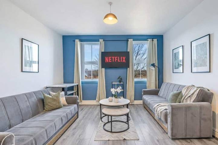 Glamping for 7 people in Liverpool