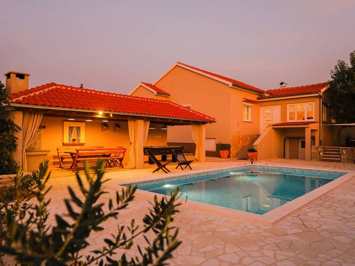 Holiday rental for 7 people, with Pool in Zadar