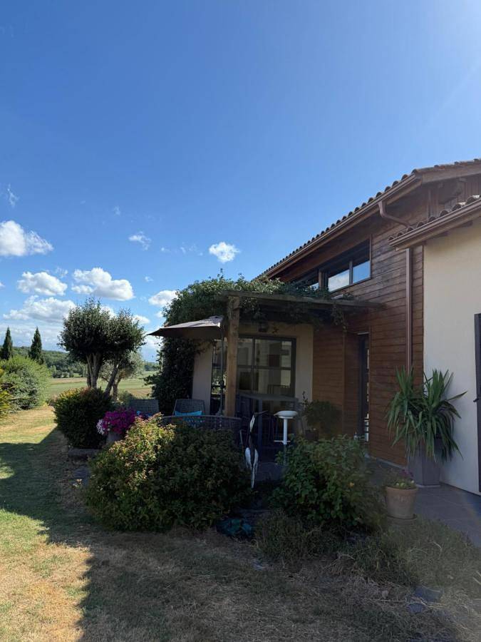 Villa pour 8 personnes, avec vue ainsi que piscine et jardin dans le Gers - 3