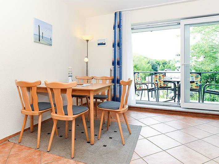Nordseegartenpark Friesenstolz - Ferienwohnung Meeresrauschen in Bensersiel, Esens