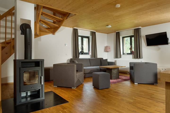 Ferienhaus für 8 Personen, mit Balkon und Terrasse sowie Garten und Sauna im Montafon