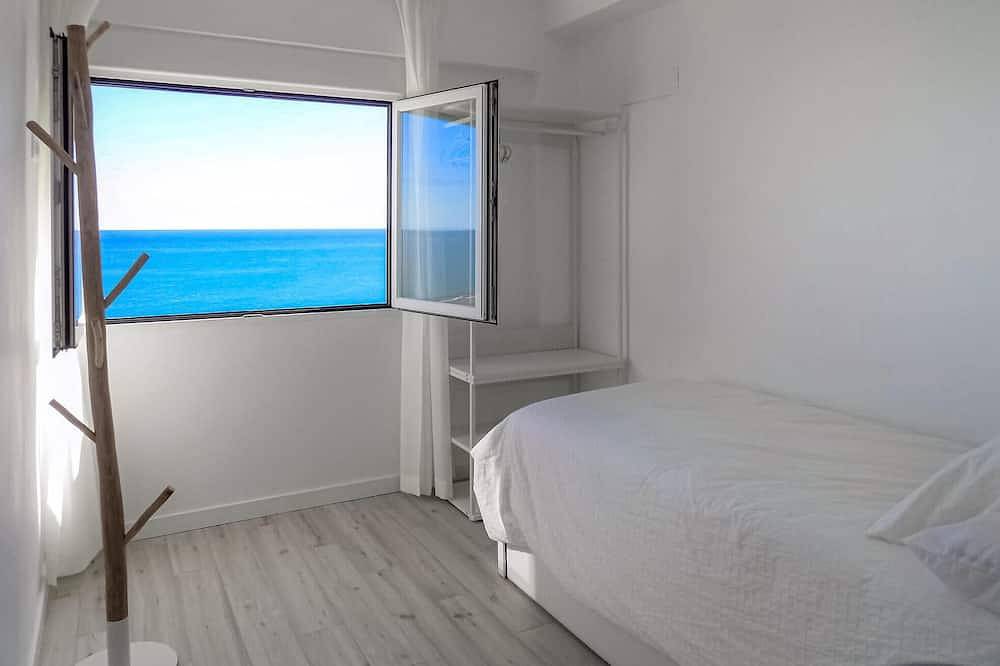 Entire apartment, Gorgeous apartment in Oropesa del Mar in Playa Morro de Gos, Oropesa del Mar