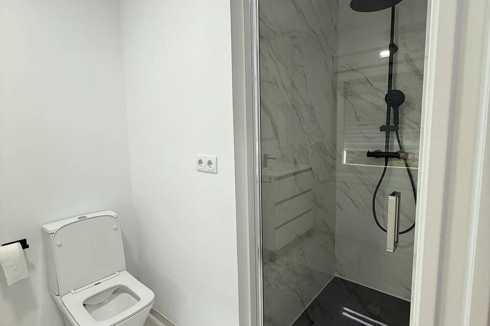 Duplez House with Terrace, leisure and free parking in La Coruña, Costa de Galicia