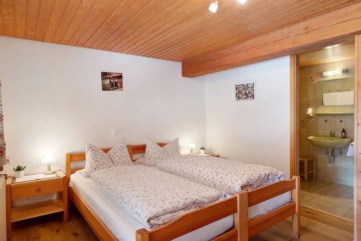 Chambre double 1 avec balcon et vue sur la vallée – Auberge ouverte le lundi in Langenordnach (Titisee-Neustadt), Titisee-Neustadt