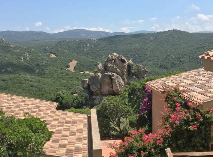Maison de vacances non clôturée dans une résidence avec terrasse ; Parking disponible in Costa Paradiso, Trinità d'Agultu e Vignola