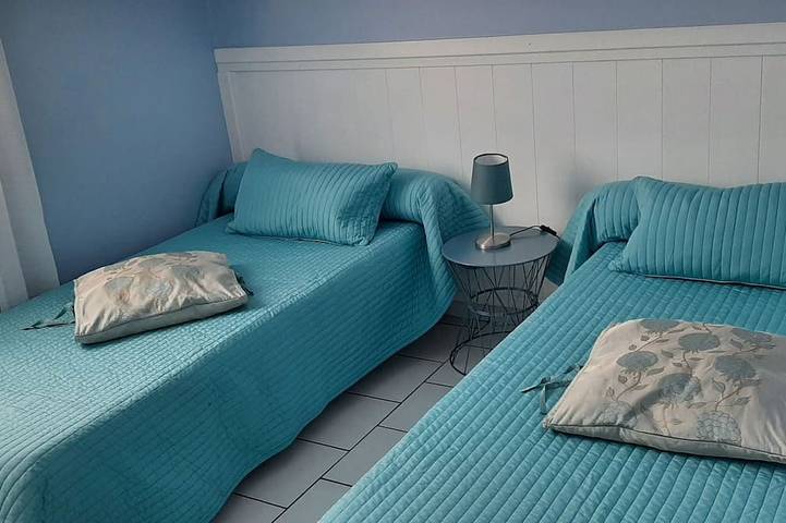 La Maison Bleue, vacances au calme dans l'île de Ré pour 2,4 ou 6 in Rivedoux-Plage, Île de Ré