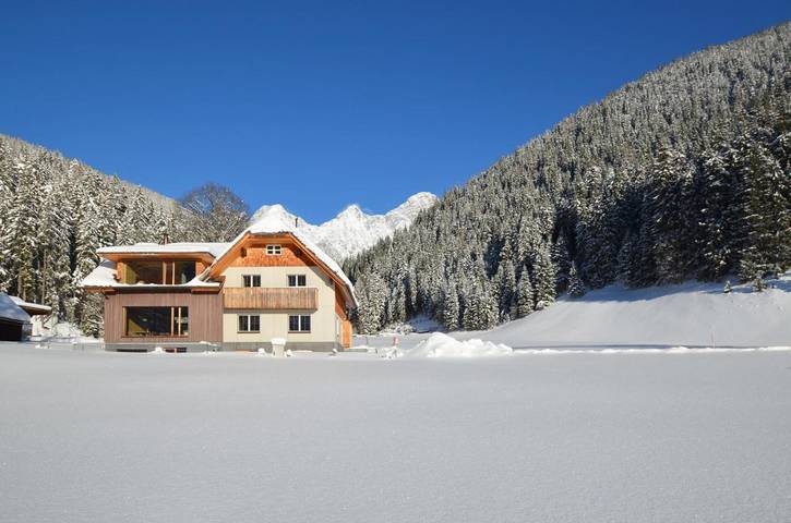 Ferienhaus für 10 Personen, mit Garten und Sauna sowie Ausblick in Ramsau am Dachstein