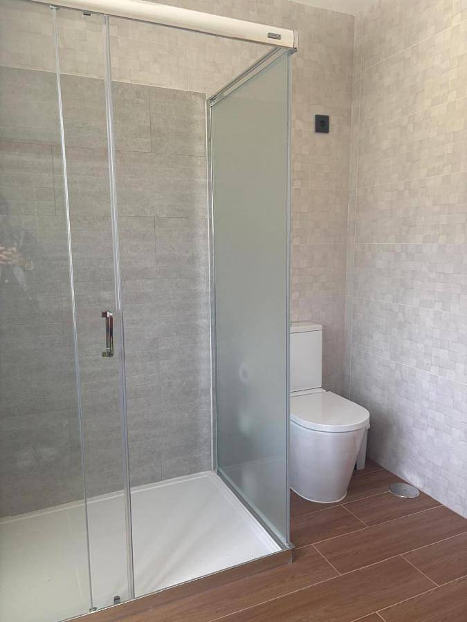 Location de vacances pour 6 personnes, avec vue ainsi que terrasse et piscine dans Tetir - 2