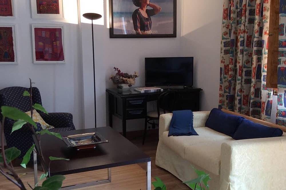 Entire apartment, \"The Garage\" of Sorrapa in La Cava, Terres de l'Ebre