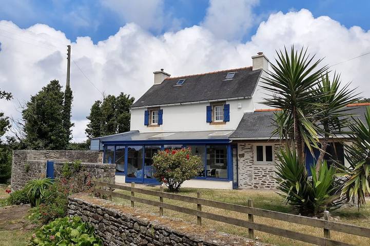 Gîte pour 7 personnes, avec jardin, animaux acceptés à Ploumoguer