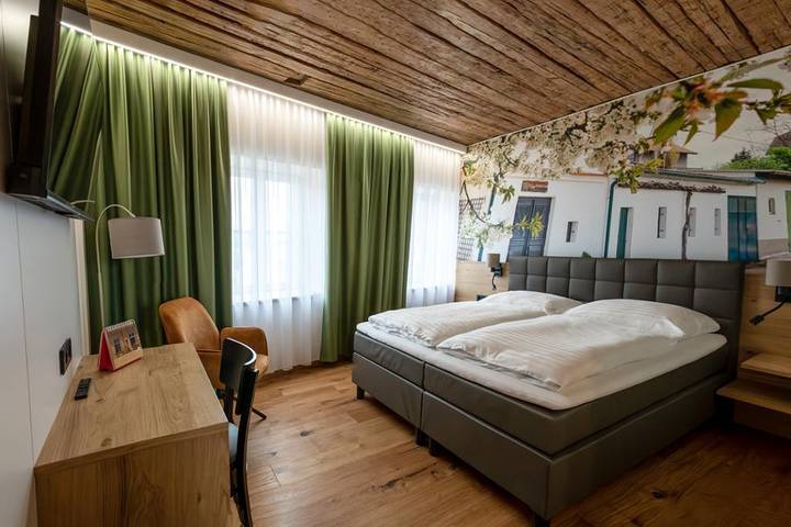 Hotel für 3 Personen, mit Terrasse in Weinviertel - 2