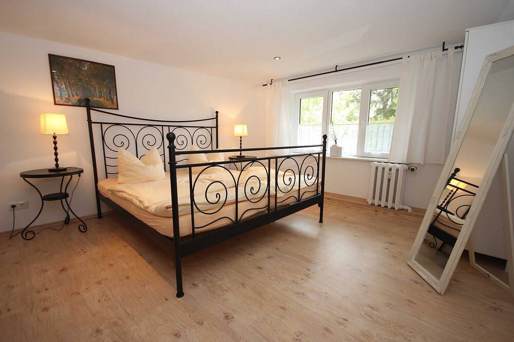 Ganze Wohnung, Haus 1795 Stieglitz in Wustrow, Fischland