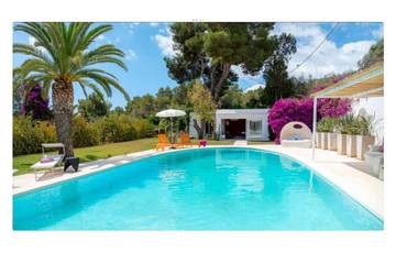 Casa rural para 6 personas, con piscina además de jardín y vistas en San Rafael de Sa Creu