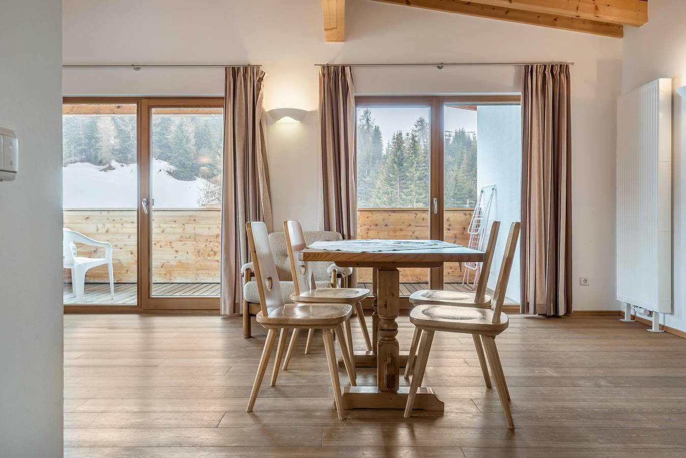 Ganze Wohnung, Ferienwohnung "Sabina Birke" im Naturpark direkt an der Seiser Alm in Compatsch, Kastelruth