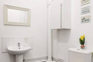 Vacation Apartment for 6 Guests in Tower Hamlets, London, Picture 4
