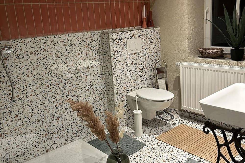 Ferienhaus Lonie - Ferienhaus, Dusche und Bad, Wc, Nichtraucher in Teschenmoschel, Pfälzer Bergland