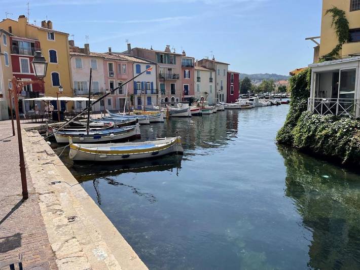 Gîte pour 5 personnes, avec vue dans Office De Tourisme De Martigues