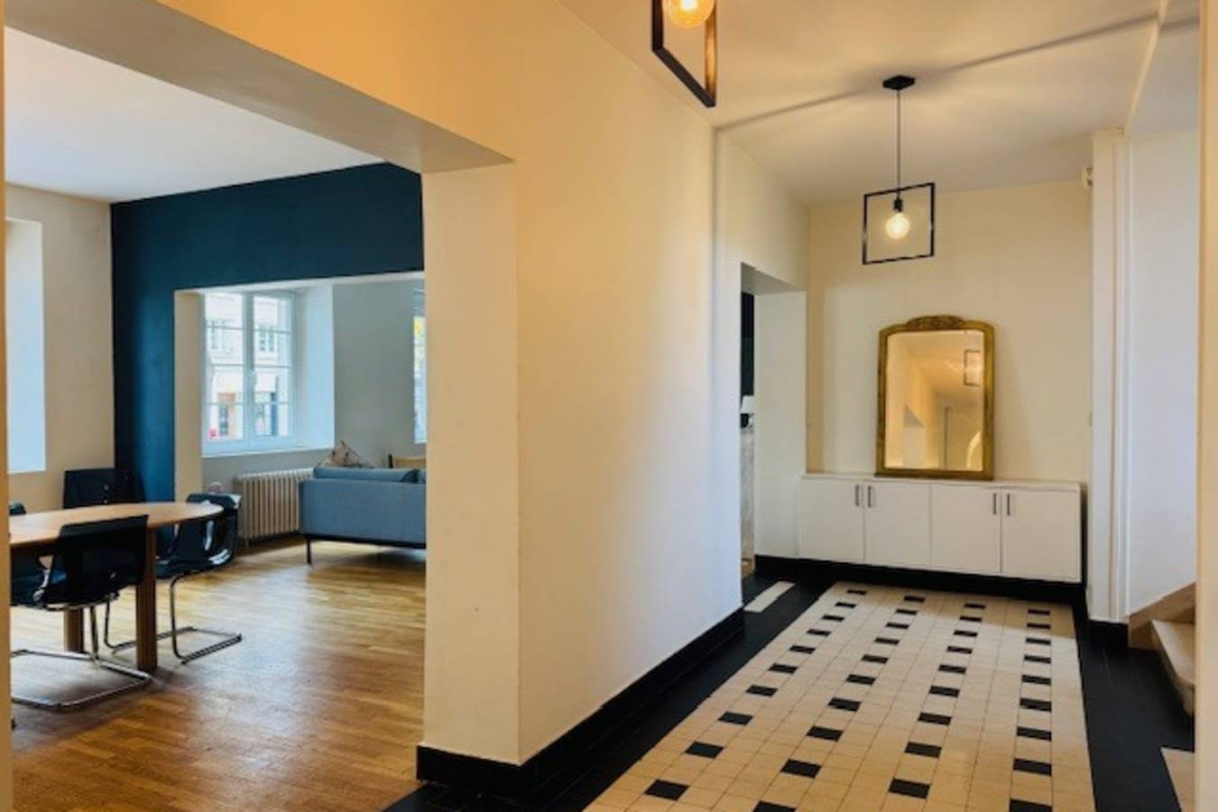 Stunning 230m² with garden in the city center in Caen, Región de Caen