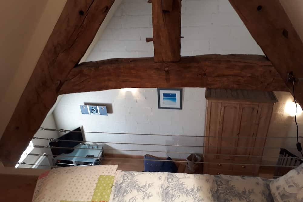 Apartamento entero, Studio Apartment for 2 - Adults Only. 30 minutes from Mont Saint Michel in Saint-Ouen-la-Rouërie, Fougères-Vitré