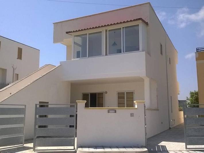Appartement de trois pièces avec air conditionné au premier étage - Torre dell'Orso in Torre Dell'orso, Melendugno