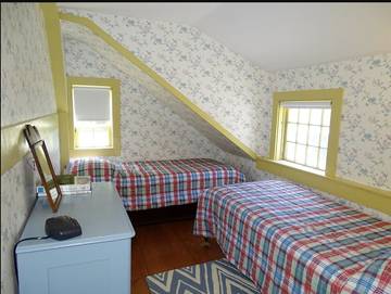 Vacation Home for 28 Guests in Yarmouth (MA), Cape Cod, Picture 4