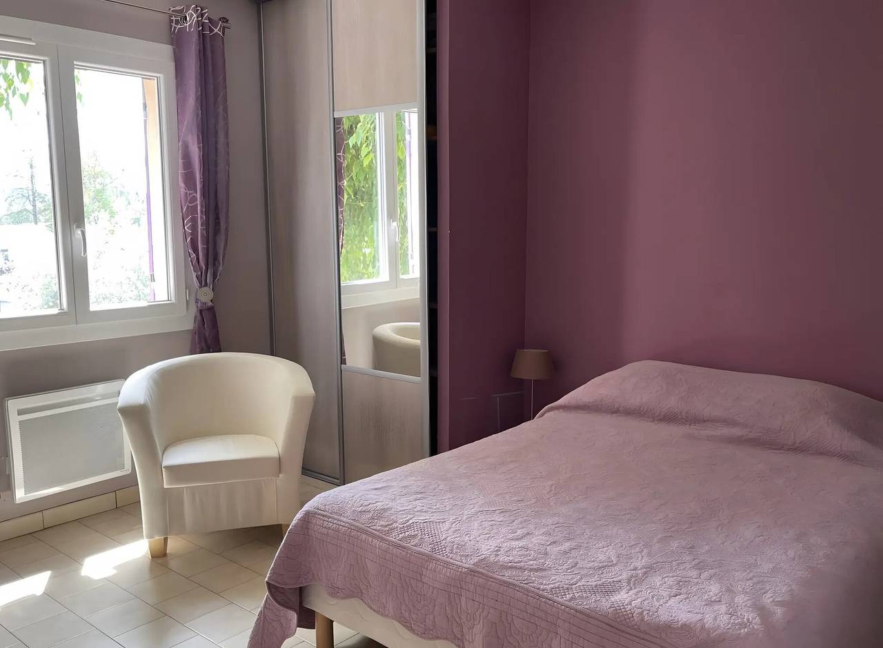 Gastenkamer 'Chambre D'hote' met gedeeld terras, tuin en airconditioning in Lorgues, Draguignan en omgeving