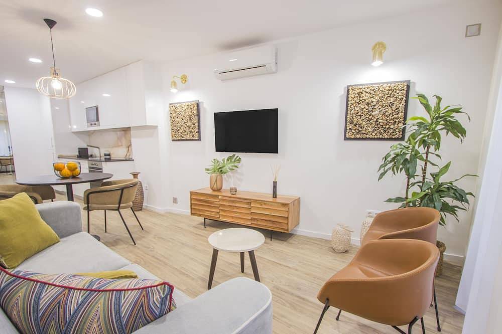 Ground Floor Apartment With Patio in Guimarães City Center in Guimarães, Braga Distrikt