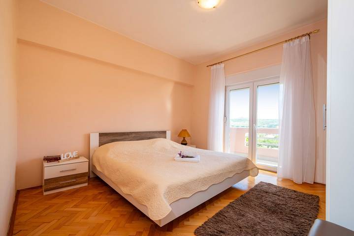 Ganze Wohnung, Sea view apartment Nika in Novigradsko More, Zadar