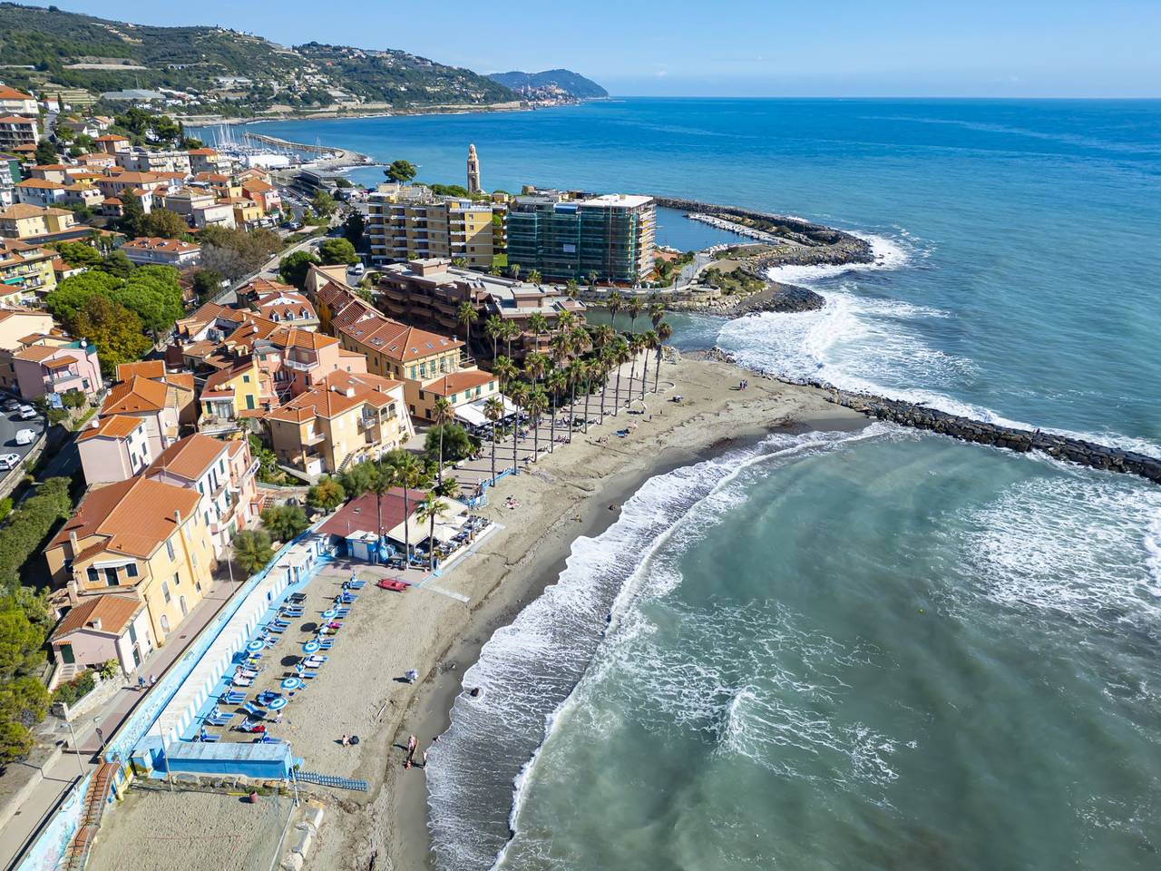 Ganze Ferienwohnung, Ferienwohnung für 3 Personen mit Balkon in San Lorenzo al Mare, Riviera di Ponente