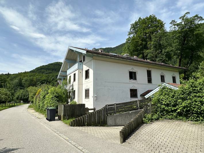 Ganze Ferienwohnung, Ferienwohnung Zellerhorn Kerscher - Ferienwohnung Zellerhorn 50 qm, separates Schlafzimmer, Süd-Balkon und Tiefgarage in Kampenwand, Aschau im Chiemgau