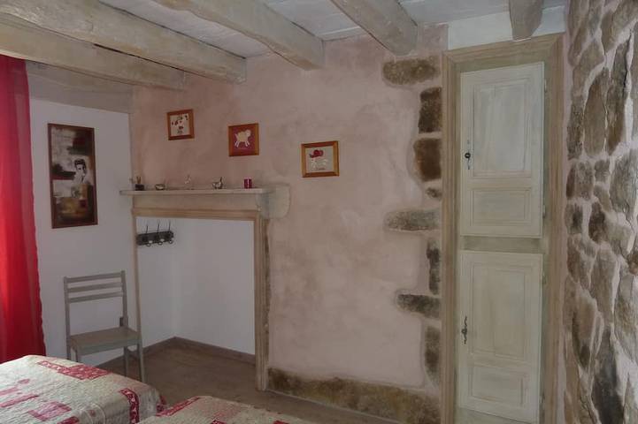 Location de vacances pour 6 personnes, avec jardin et balcon à Mayrinhac-Lentour - 4