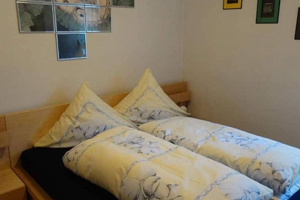 Ganze Wohnung, Appartement/Fewo, Dusche und Bad, Wc, 3 Schlafräum - Ferienwohnung Hecker in Waldbreitbach, Rheinland-Pfalz