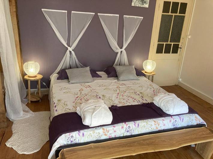 Location de vacances pour 6 personnes, avec Jacuzzi et Terrasse ainsi que Jardin et Piscine à Laruscade - 3
