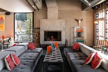 Hôtel pour 2 personnes, avec sauna ainsi que jacuzzi et terrasse, animaux acceptés dans Office De Tourisme De Flaine Grand Massif