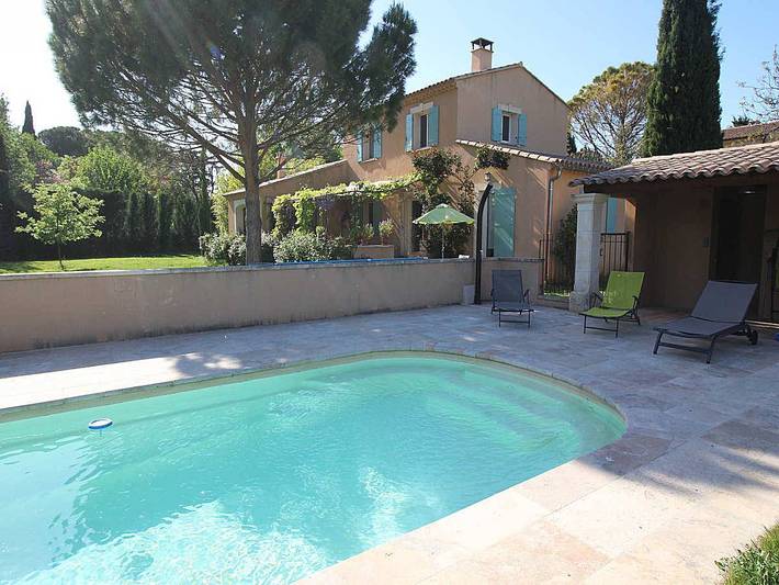 Location de vacances pour 6 personnes, avec jardin et piscine, animaux acceptés à Carpentras - 2