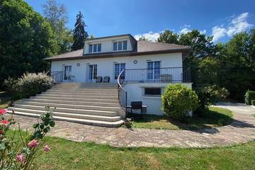 Cottage pour 6 personnes, avec jacuzzi dans Encausse-les-Thermes